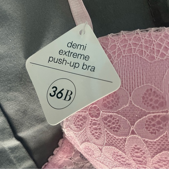 NWT Rene Rofe Light Pink Lace Underwire Bra - Picture 4 of 7